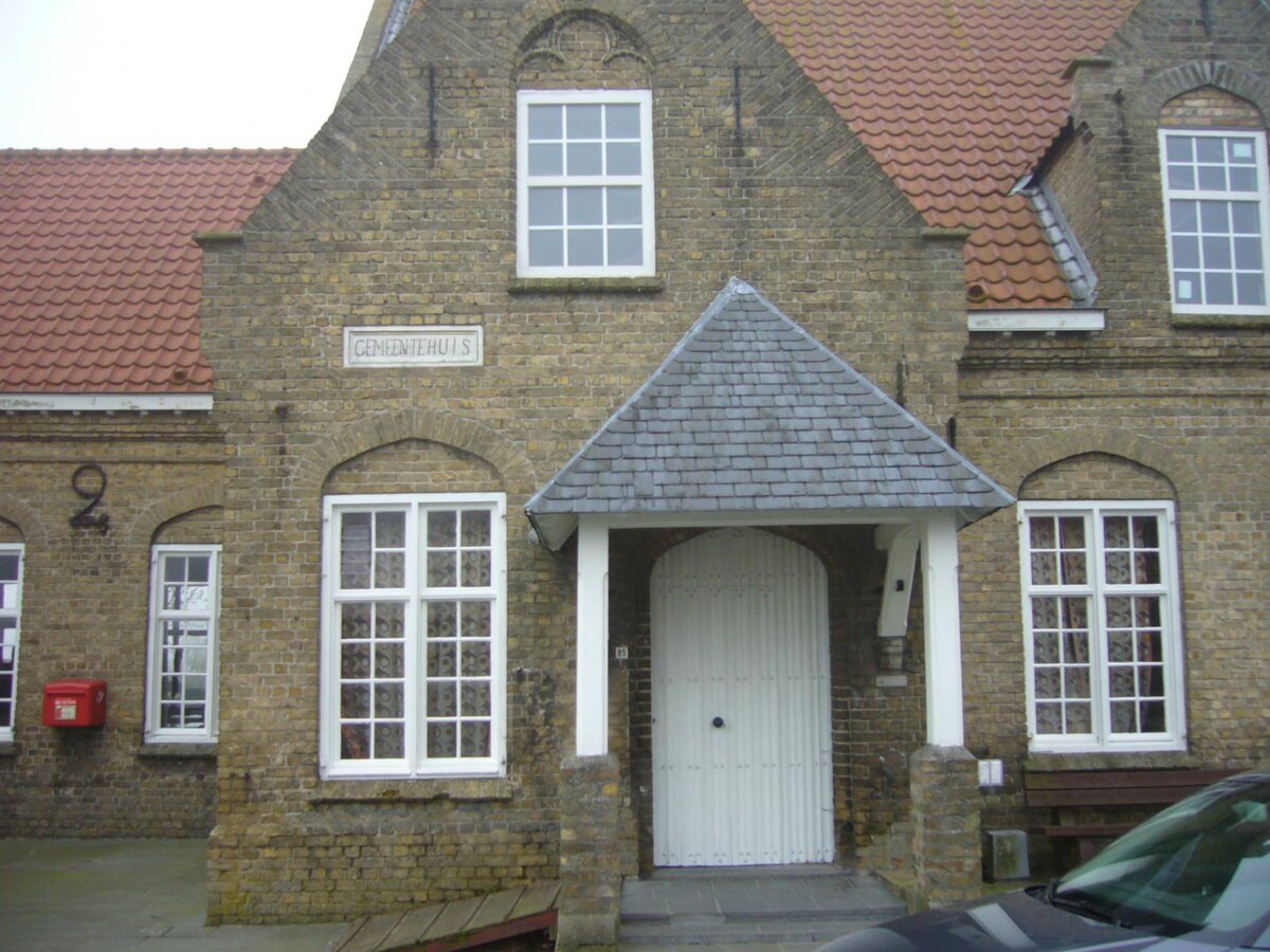 Oud gemeentehuis Mannekensvere Gemeente Middelkerke